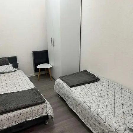 Black & White Modern * Tuzla